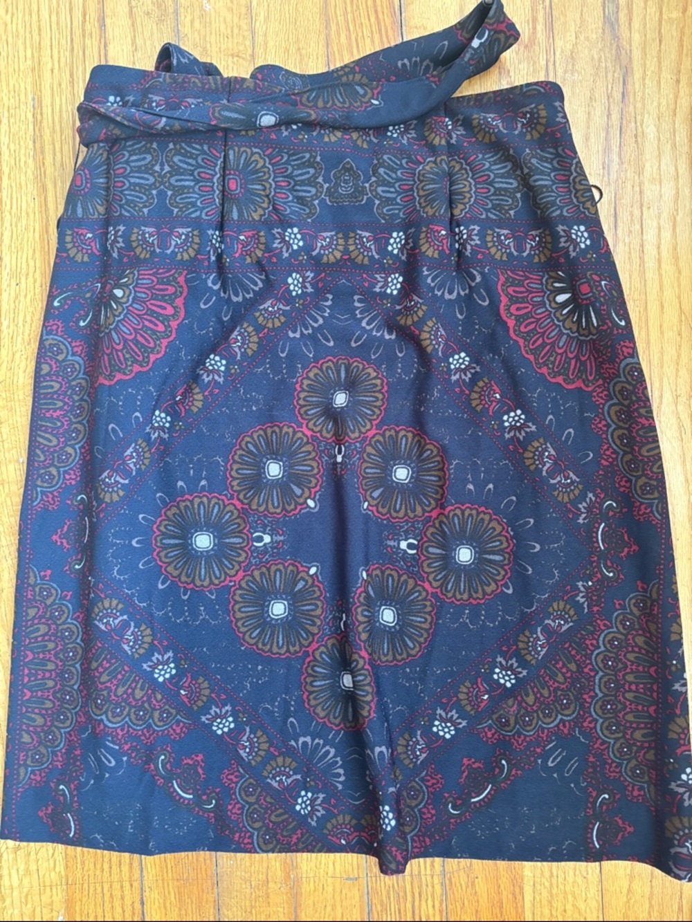 Lyseé Women’s Floral Midi Wrap Skirt in navy and Burgundy